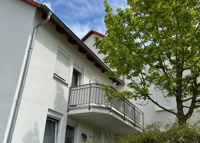 Schoene Ruhige Mit Balkon *